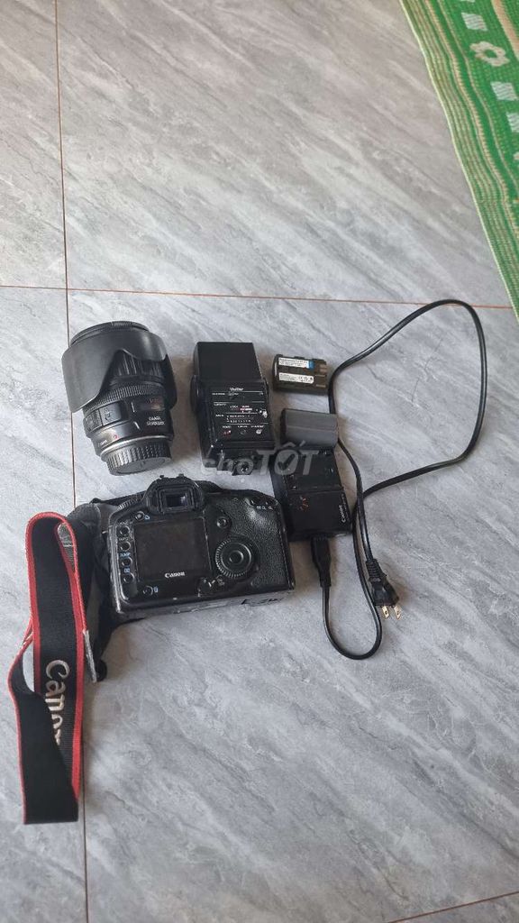 Máy ảnh Canon 5D Đã qua sử dụng. Mua bán Máy ảnh, Máy quay tại Huyện Cư M'gar Đắk Lắk được đăng bởi ytu kbuôr hình 1