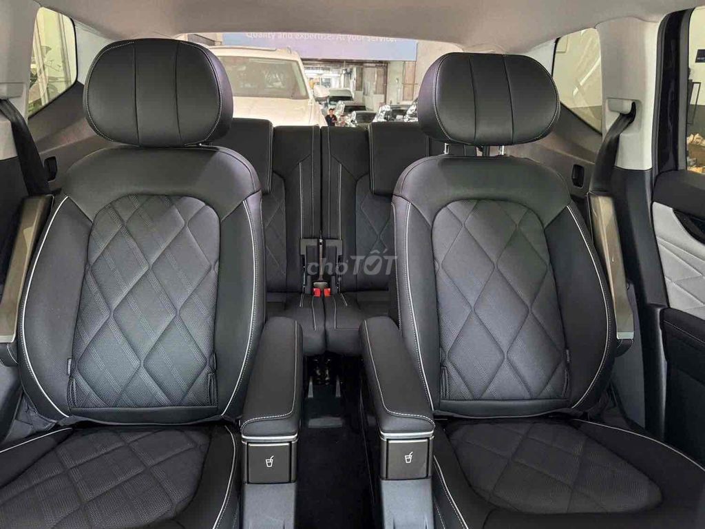 👉TERAMONT PRESIDENT SUV 6 Chỗ Chủ Tịch 📣 SUẤT GIAO. Mua bán Ô tô tại Quận 5 Tp Hồ Chí Minh được đăng bởi VOLKSWAGEN GOLDEN  hình 14