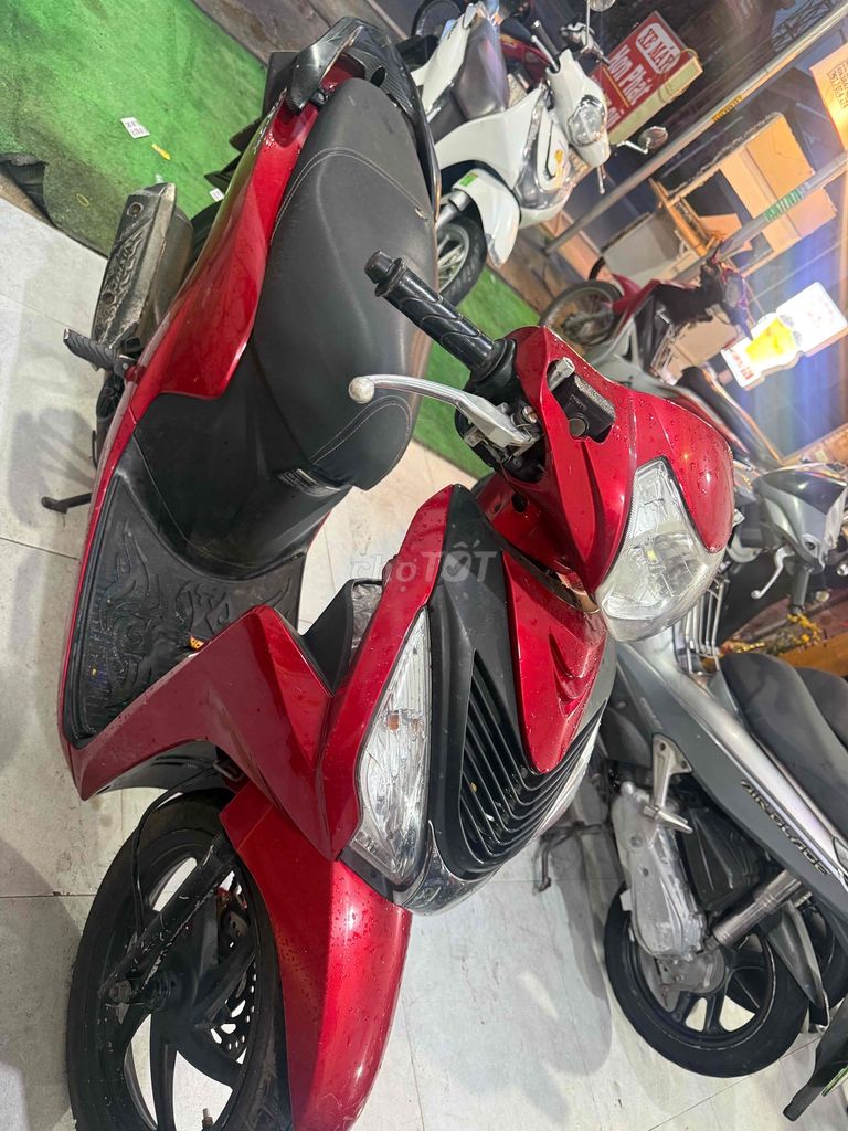 vision 2016 đẹp keng zin êm đi hoc,đi chơi quá ok. Mua bán Xe máy tại Huyện Bình Chánh Tp Hồ Chí Minh được đăng bởi CH HƠN PHÁT CHUYÊN MUA BÁN XE CŨ MỚI hình 3