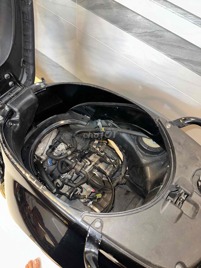 Vespa Sprint 2017. Mua bán Xe máy tại Quận Tân Phú Tp Hồ Chí Minh được đăng bởi Nguyễn Nguyễn hình 5