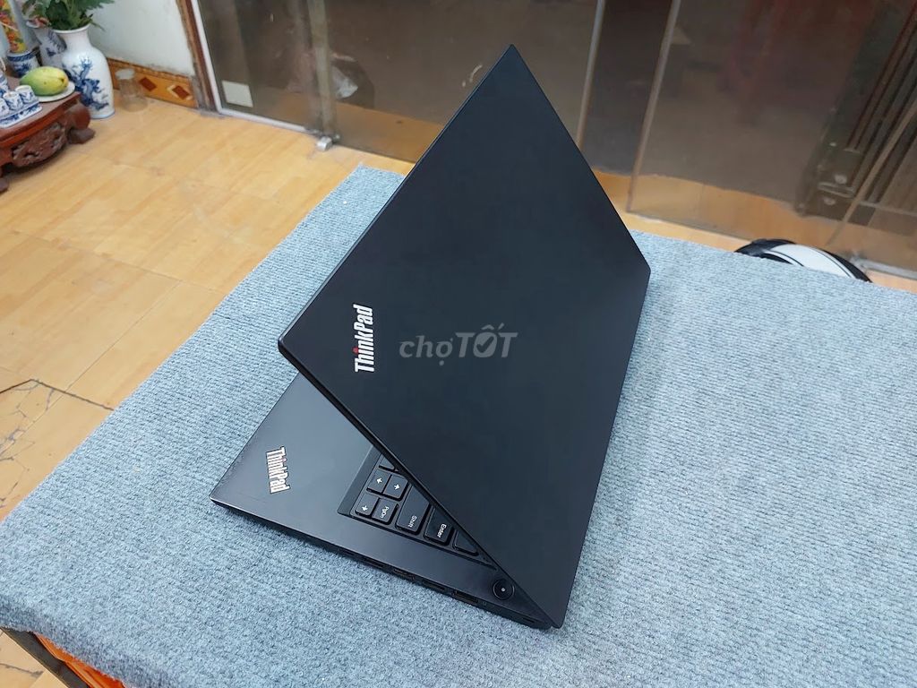 Lenovo ThinkPad T470s i5-6300U; 8G; 128G; 14.0 FHD. Mua bán Laptop tại Quận Đống Đa Hà Nội được đăng bởi Hoàng Tiến hình 1