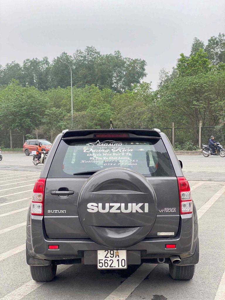 Suzuki Grand vitara 2012 2.0 AT - 150000 km. Mua bán Ô tô tại Quận Nam Từ Liêm Hà Nội được đăng bởi Lưu quang kiên hình 6