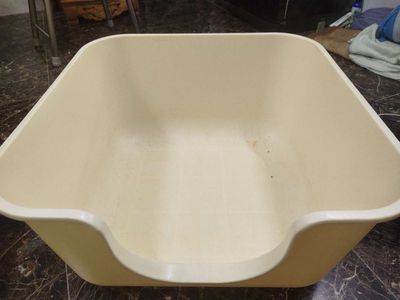 Nhà vệ sinh cho mèo size Lớn 90% mới. Mua bán Phụ kiện, Thức ăn, Dịch vụ tại Quận 8 Tp Hồ Chí Minh được đăng bởi Nguyễn Thị Thu Phương 