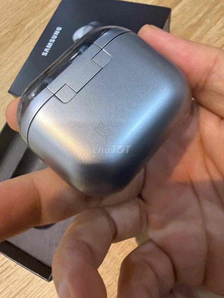 Tai nghe Samsung Galaxy Buds3 Pro Bạc. Mua bán Tivi, Âm thanh tại Quận Phú Nhuận Tp Hồ Chí Minh được đăng bởi Thanh nam hình 1