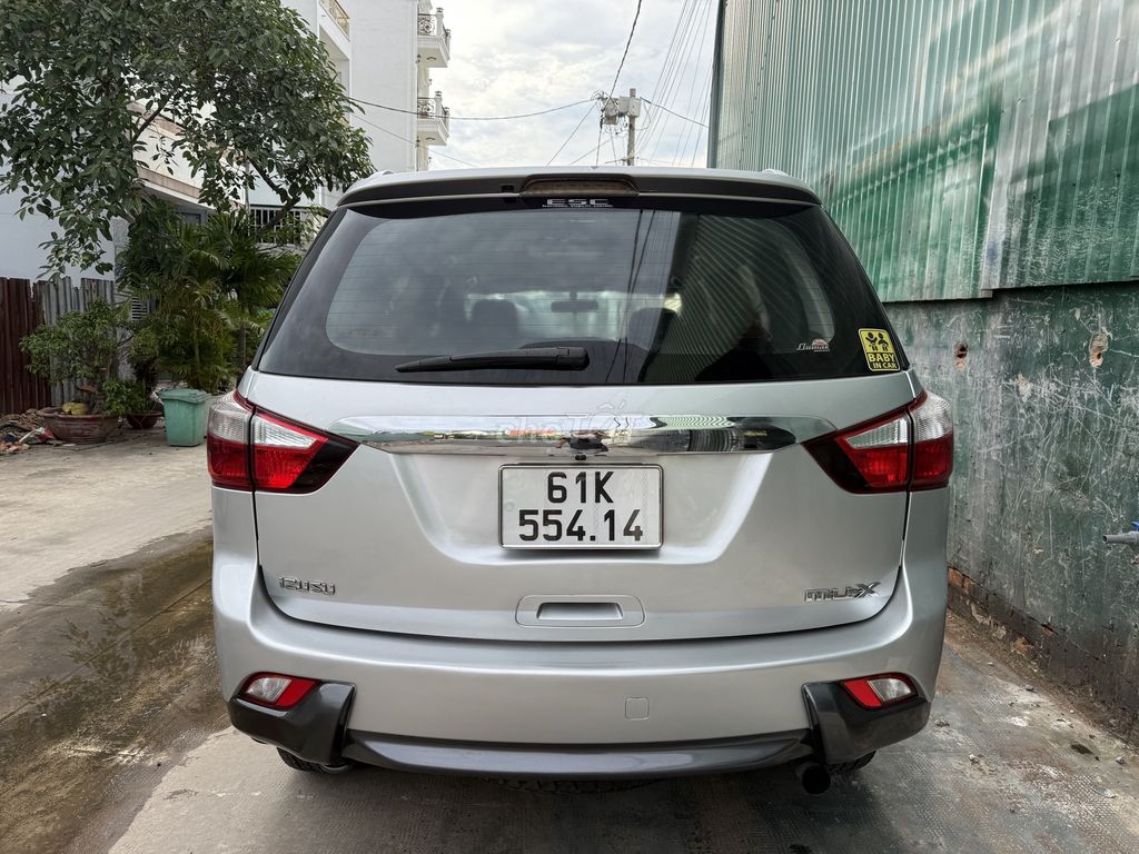 Isuzu Mu X 2016 Máy dầu số tự động. Mua bán Ô tô tại Quận 12 Tp Hồ Chí Minh được đăng bởi Kim Yến hình 8