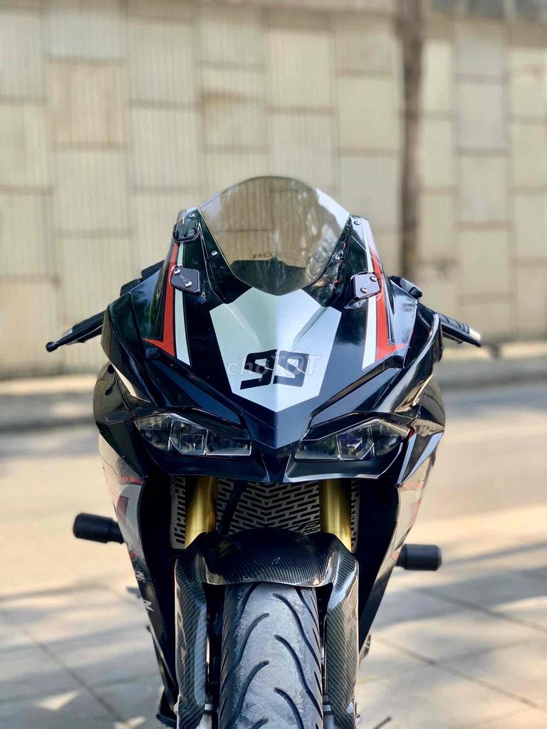 Honda CBR 250RR rất mới leng keng xe lướt nguyên. Mua bán Xe máy tại Quận Nam Từ Liêm Hà Nội được đăng bởi Tong motor xe may hình 5