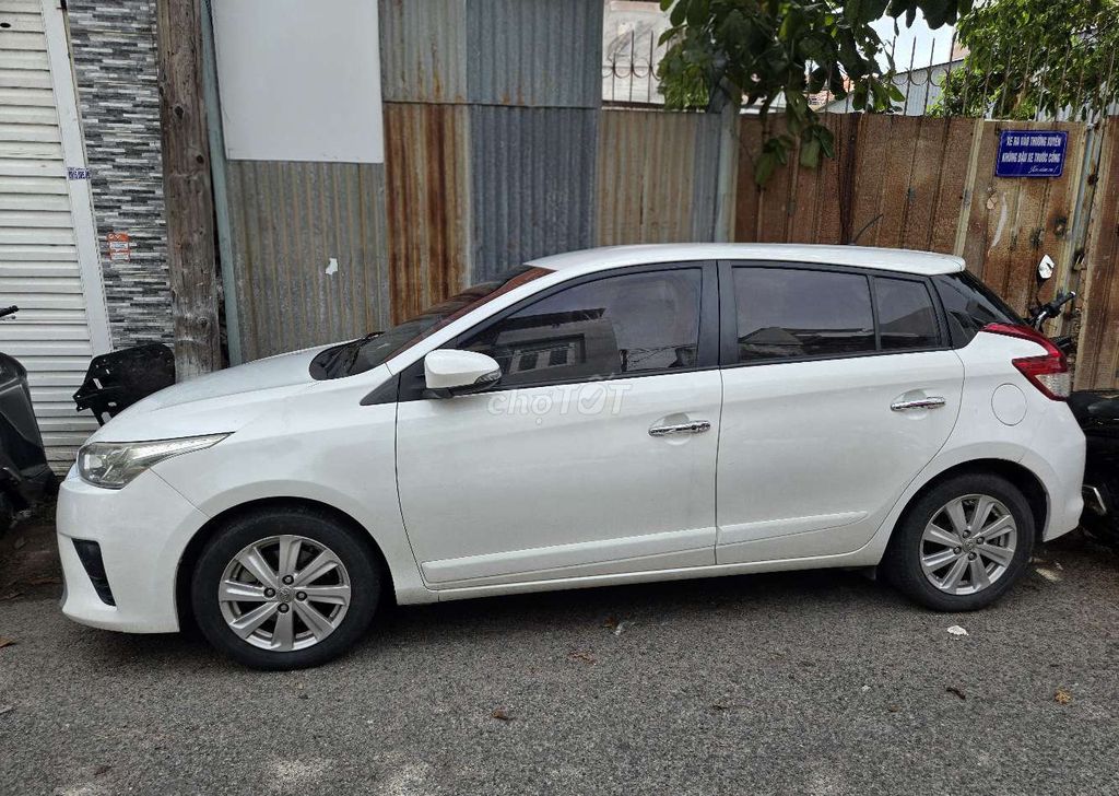 Toyota Yaris 2015 1.3G - 120000 km. Mua bán Ô tô tại Thành phố Vũng Tàu Bà Rịa - Vũng Tàu được đăng bởi Bao Huynh hình 1