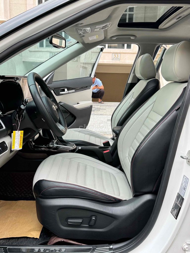 Kia Seltos 1.4 Premium 2020 quá mới chỉ 13.000 km. Mua bán Ô tô tại Thành phố Thủ Đức Tp Hồ Chí Minh được đăng bởi Hoà Xe Cũ hình 12