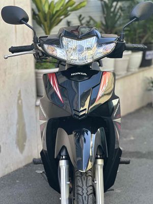 Honda blade 110..bstp..9 chủ..bao đep..odo 29 ngan. Mua bán Xe máy tại Thành phố Thủ Đức Tp Hồ Chí Minh được đăng bởi Trung 
