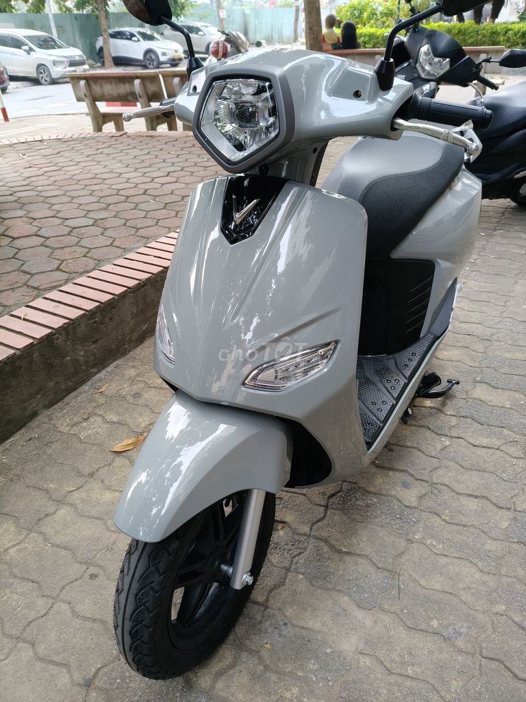 VinFast Vento Neo Xám xi măng, xe mới chờ biển. Mua bán Xe điện tại Quận Long Biên Hà Nội được đăng bởi chung hình 3