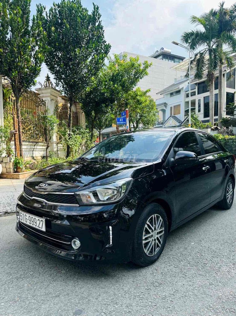 Kia Soluto 2019 АКПП Черный 23000 км