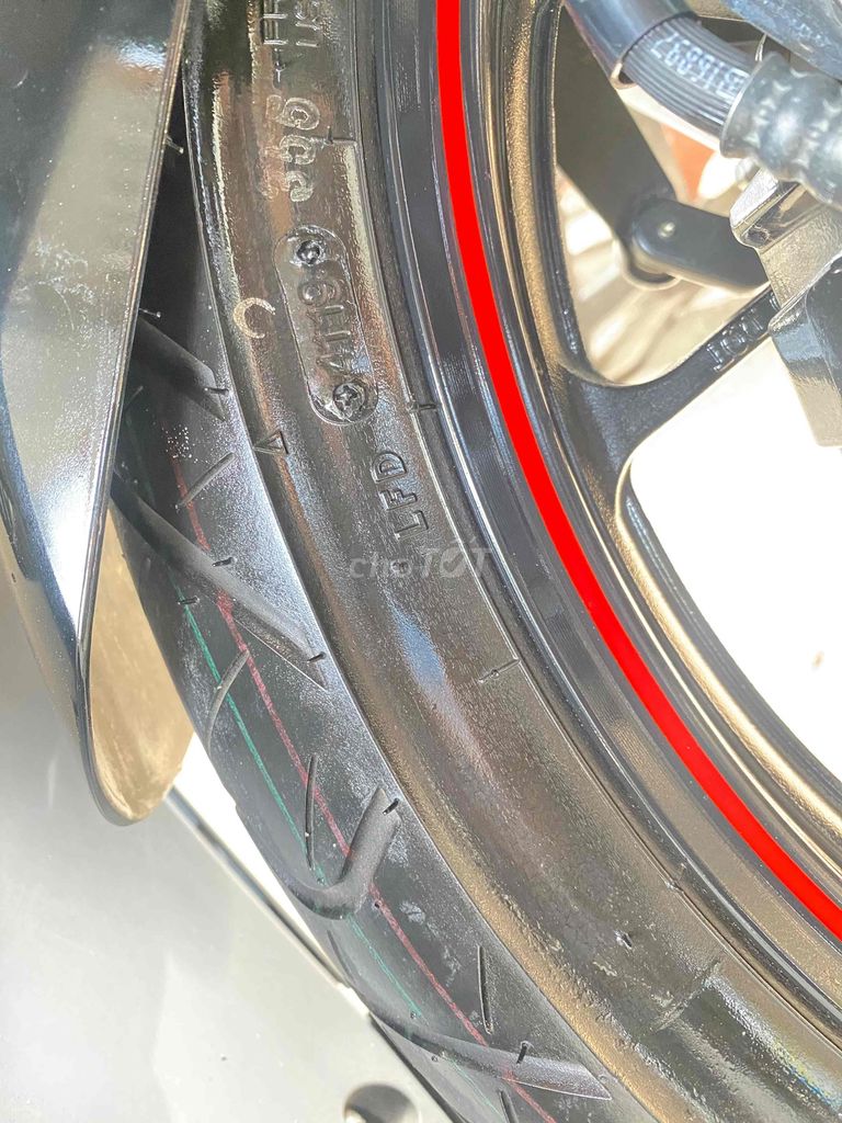 Yamaha R15 2020 Ít chạy xe còn mới lenh keng. Mua bán Xe máy tại Thành phố Biên Hòa Đồng Nai được đăng bởi Ghế đá xe ba gác Biên Hòa Đồng Nai  hình 9