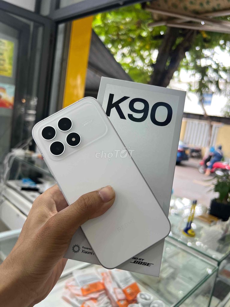 Xiaomi Redmi K90 256GB Trắng. Mua bán Điện thoại tại Quận Cẩm Lệ Đà Nẵng được đăng bởi Thanh Phước mobile hình 1