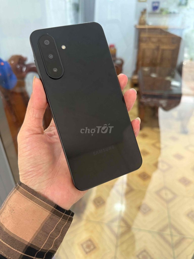 Samsung Galaxy A26 5G 128GB Đen 99% mới. Mua bán Điện thoại tại Thành phố Buôn Ma Thuột Đắk Lắk được đăng bởi Nguyễn Tâm hình 1
