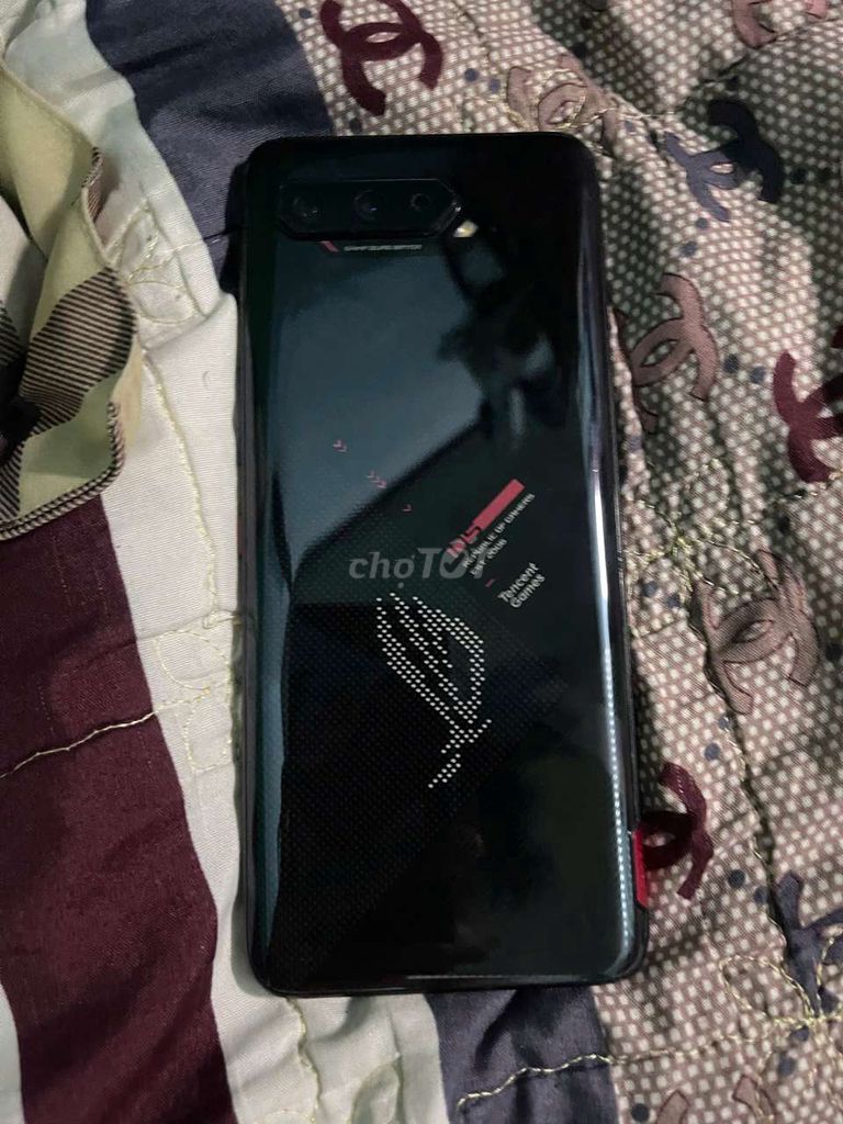 Asus ROG Phone 5s Đen. Mua bán Điện thoại tại Quận 12 Tp Hồ Chí Minh được đăng bởi Đông Bùi Hoàng hình 1