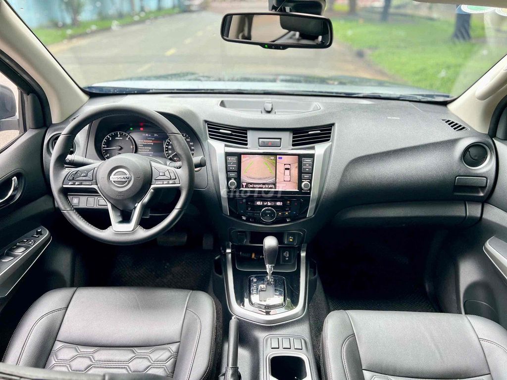 Nissan Navara 2021 VL 2.5 AT 2WD - 37000 km. Mua bán Ô tô tại Quận Tân Phú Tp Hồ Chí Minh được đăng bởi Thuý Thanh hình 6