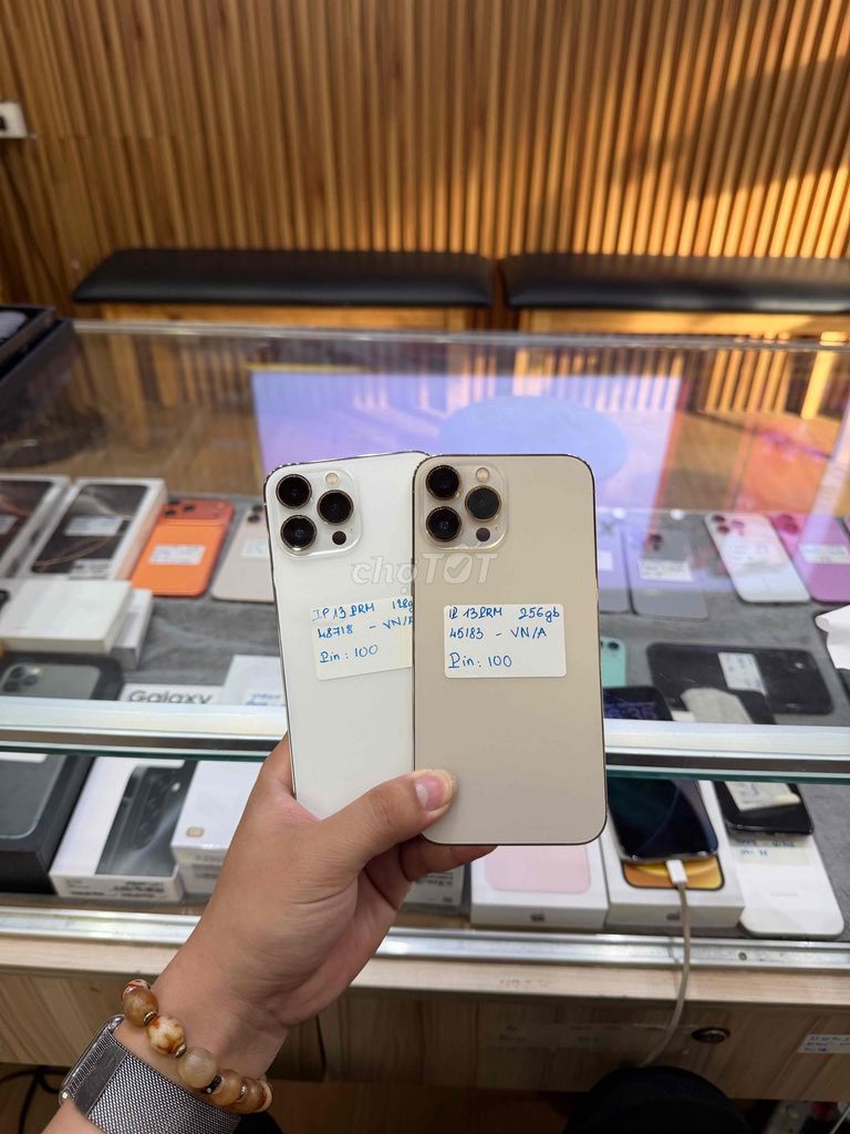 Apple iPhone 13 Pro Max 128GB Bạc 99%. Mua bán Điện thoại tại Quận Gò Vấp Tp Hồ Chí Minh được đăng bởi Võ Chí Bảo hình 1