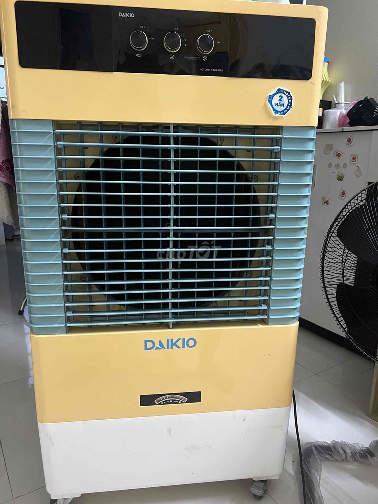 Quạt hơi nước DAIKIO Vàng Hư bơm nước. Mua bán Quạt tại Quận Liên Chiểu Đà Nẵng được đăng bởi Nguyen Duyen hình 1