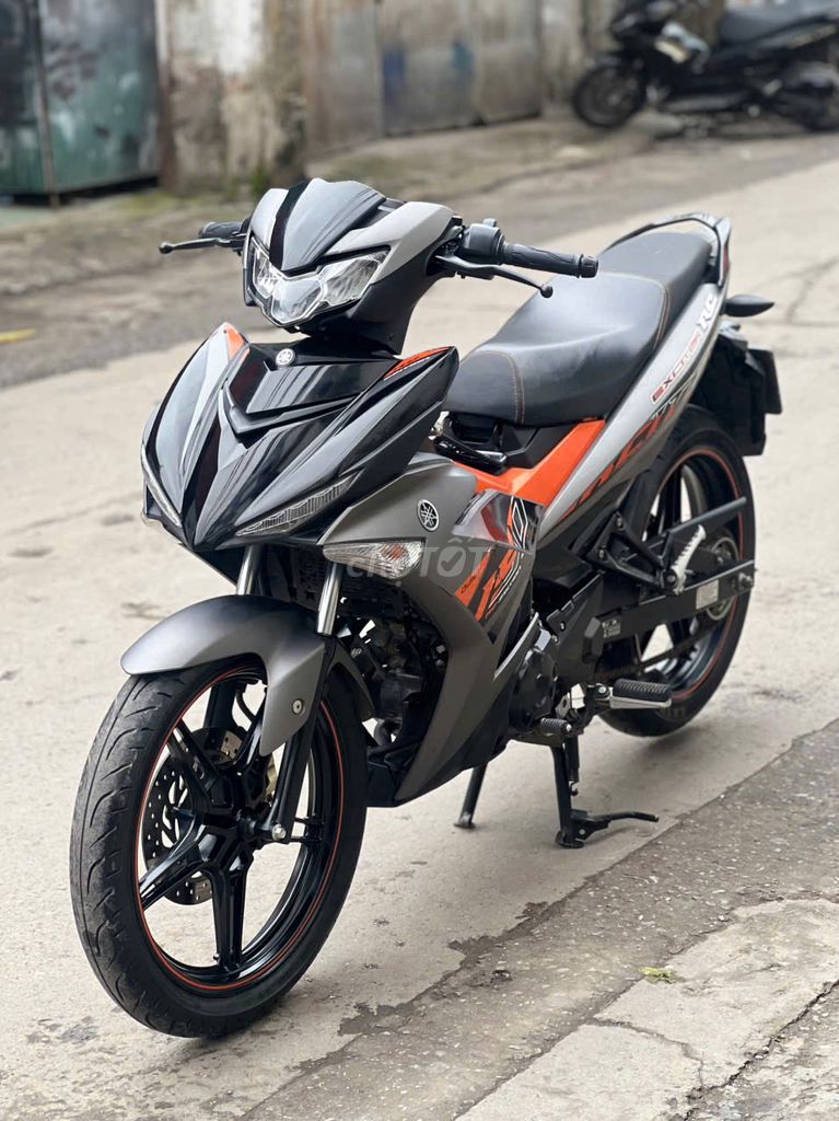 Exciter 150 đèn led, nguyên zin, máy chất chạy bốc. Mua bán Xe máy tại Quận Nam Từ Liêm Hà Nội được đăng bởi Em Nhung hình 2