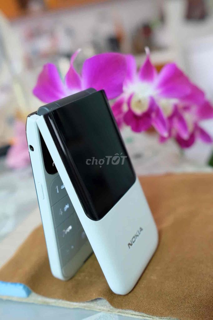 Nokia 2720 Flip. Mua bán Điện thoại tại Quận Bình Thạnh Tp Hồ Chí Minh được đăng bởi Tuan DoanQuoc hình 2
