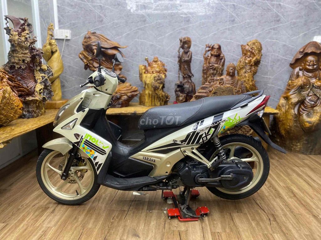 👉Nouvo4 biển SG dàn áo đẹp máy bao êm. bao test. Mua bán Xe máy tại Quận 7 Tp Hồ Chí Minh được đăng bởi Xe Cũ Hiếu CT hình 4