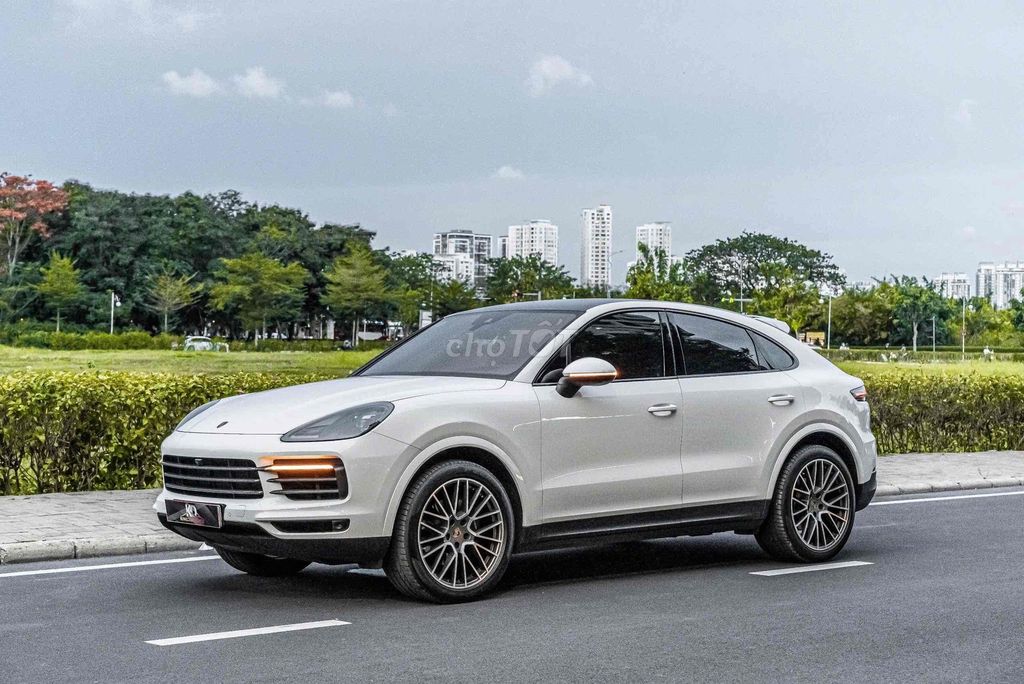 Cayenne Coupe Model 2023 màu trắng nt đỏ siêu đẹp. Mua bán Ô tô tại Quận 7 Tp Hồ Chí Minh được đăng bởi Dương Phương hình 2
