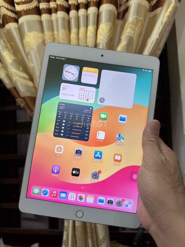iPad Gen 8 full CN màu Vàng gol giải trí siêu mượt. Mua bán Máy tính bảng tại Quận Bình Tân Tp Hồ Chí Minh được đăng bởi Tâm Như Store hình 1