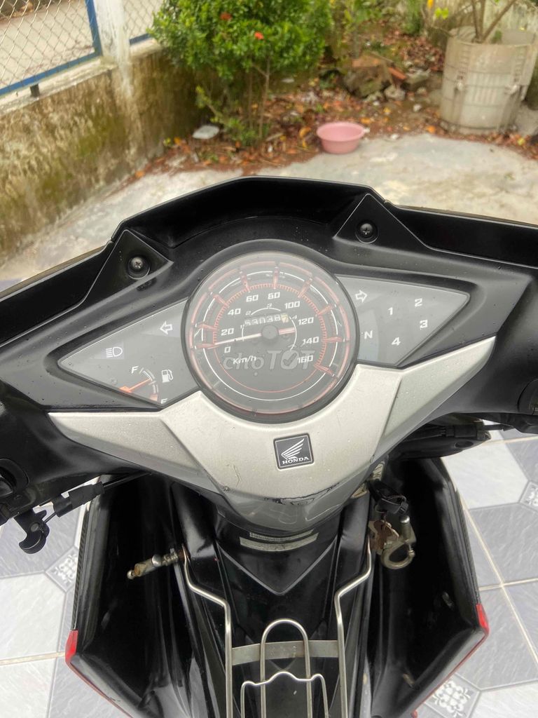 Rsx 2013 chính chủ máy zin siêu êm ngoại hình xe c. Mua bán Xe máy tại Quận Cái Răng Cần Thơ được đăng bởi Hau hình 6