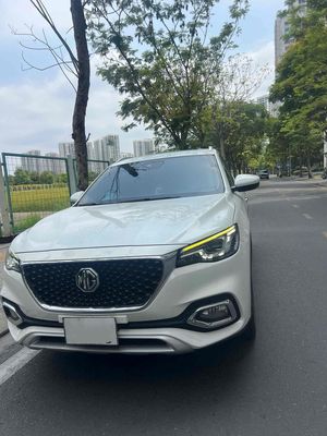MG HS 2021 màu Trắng
