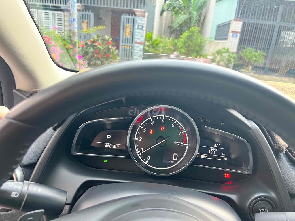 Mazda 2 Sport Premium Rất Đẹp Rất Mới. Mua bán Ô tô tại Thành phố Dĩ An Bình Dương được đăng bởi Hiếu Auto Nghĩa Phát hình 8