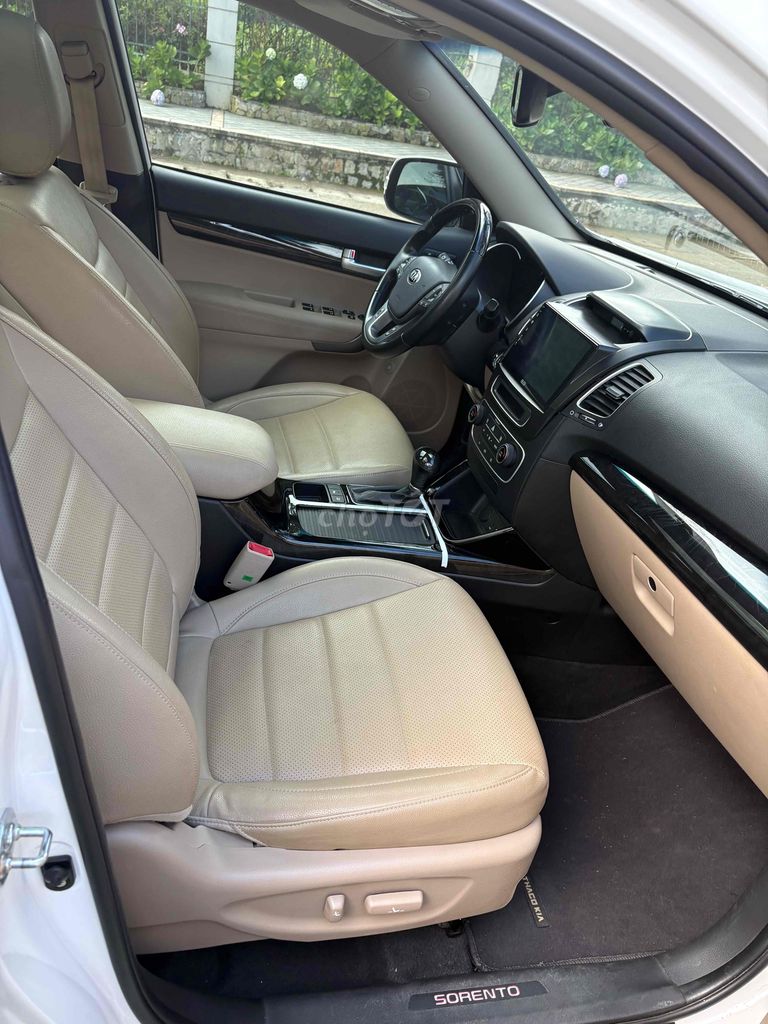 Kia Sorento 2020 2.2 DAT Premium - 44000 km. Mua bán Ô tô tại Thành phố Đà Lạt Lâm Đồng được đăng bởi Auto Duy Đà Lạt hình 11