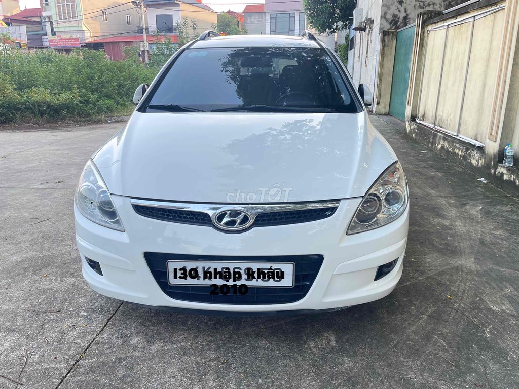 Hyundai i30 2010 Белый