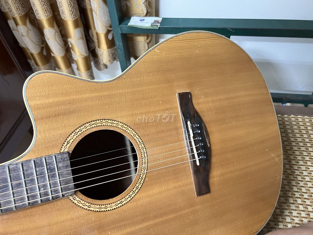 Đàn guitar acoustic gỗ nâu. Mua bán Nhạc cụ tại Quận Ninh Kiều Cần Thơ được đăng bởi Ngọc Tú Nguyễn hình 1