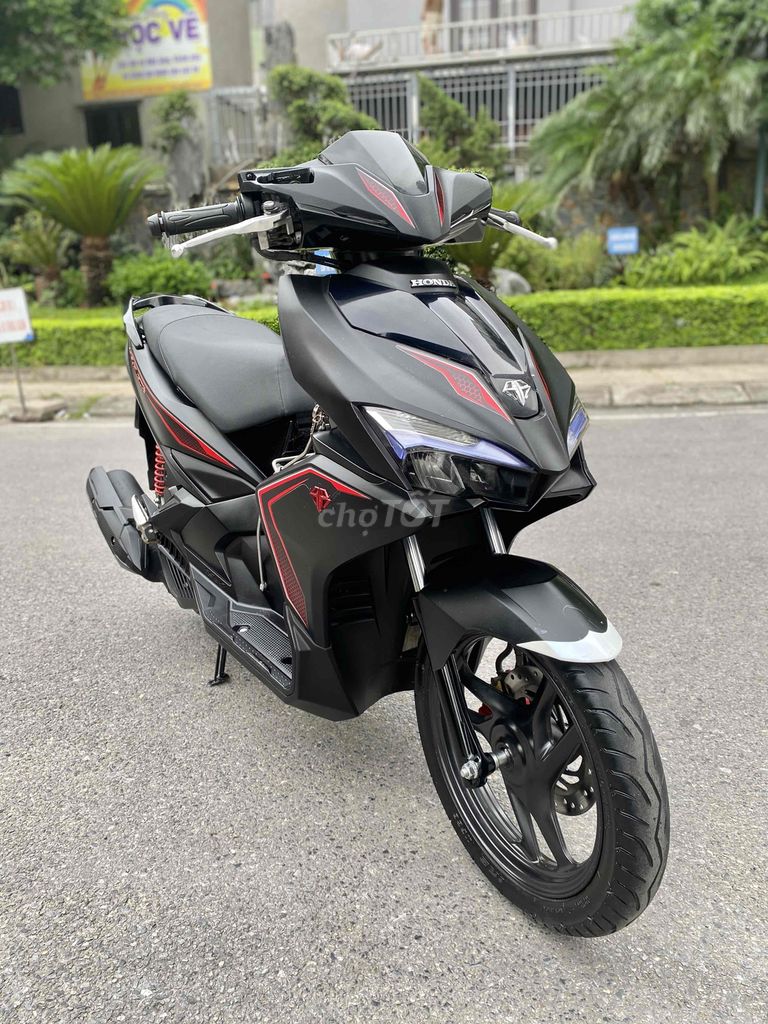 Airblade smartkey 2018 đen mờ - máy êm 1 chủ. Mua bán Xe máy tại Quận Hoàng Mai Hà Nội được đăng bởi Xe Máy Quân Oanh  hình 3