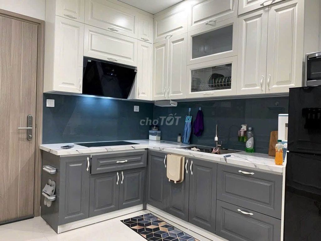 Аренда 2-комнатной квартиры в Vinhomes Ocean Park S103 с роскошной мебелью