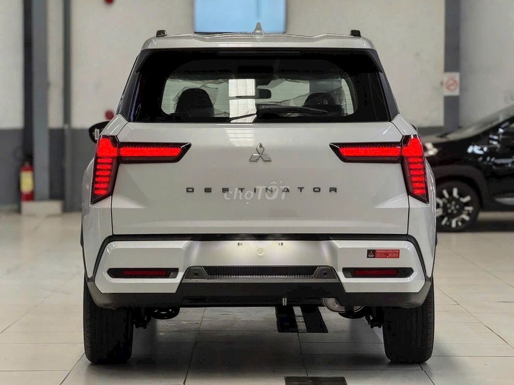 Mitsubishi Destinator Premium 2026 photo 3