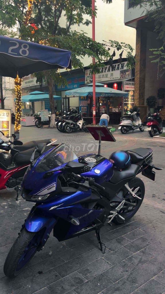 Ямаха R15 V3 2018 Синий