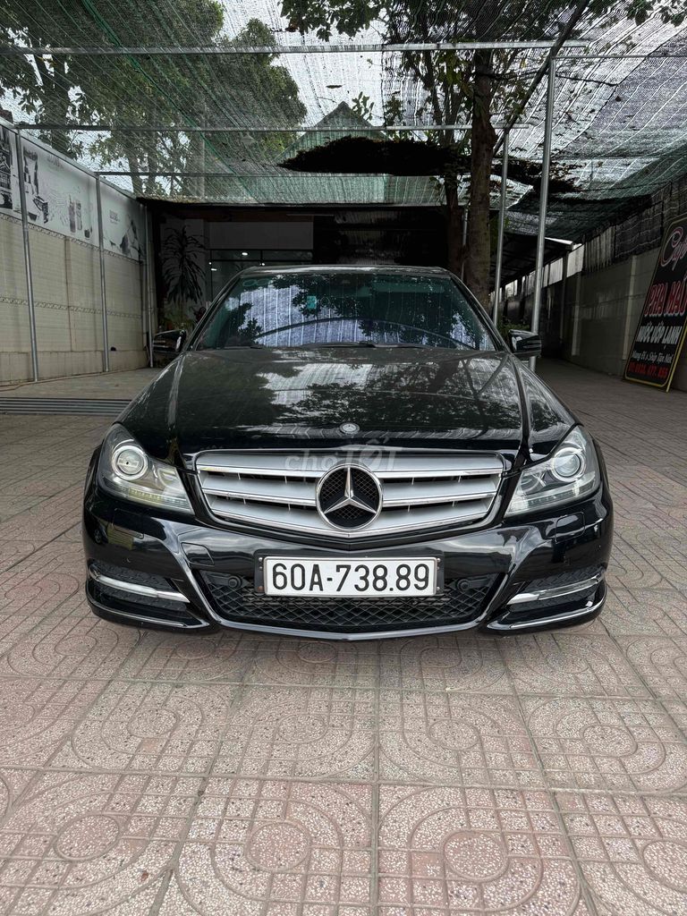 Mercedes Benz C Class 2012 C200 - rất mới