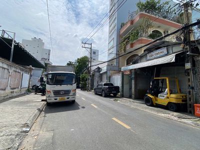 Аренда · 1 комн. · 300 м² · Quận Tân Phú, ул. Đường Hòa Bình