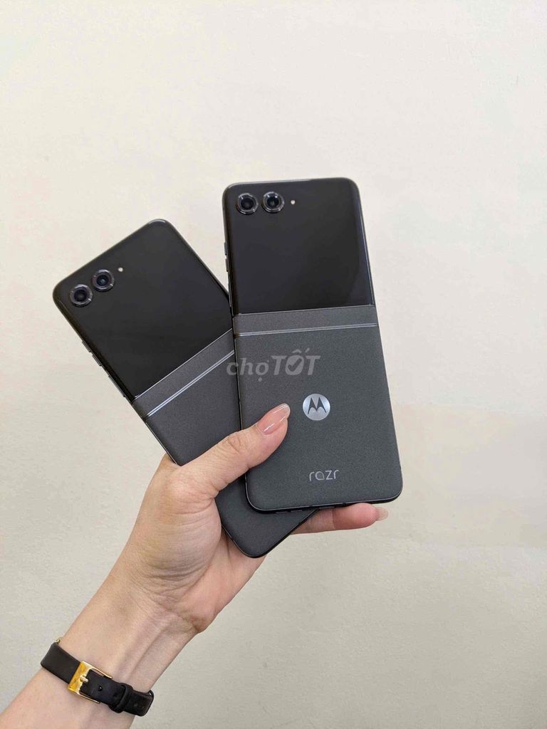Motorola Razr 50 (8/256gb) | Razr 2024 _ Trả Góp. Mua bán Điện thoại tại Quận 11 Tp Hồ Chí Minh được đăng bởi Thành Đạt Quận 11 hình 1