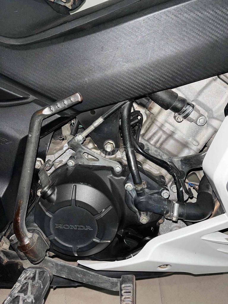 Honda Winner X Trắng đen Côn tay Thể thao. Mua bán Xe máy tại Quận Ngô Quyền Hải Phòng được đăng bởi Tùng hình 3