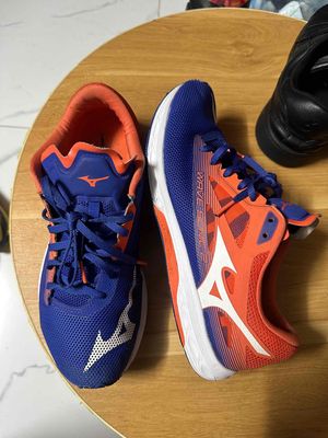 Giày thể thao Mizuno Wave Sonic 2 Nam size 42. Mua bán Giày dép tại Quận Nam Từ Liêm Hà Nội được đăng bởi NguyenHuy