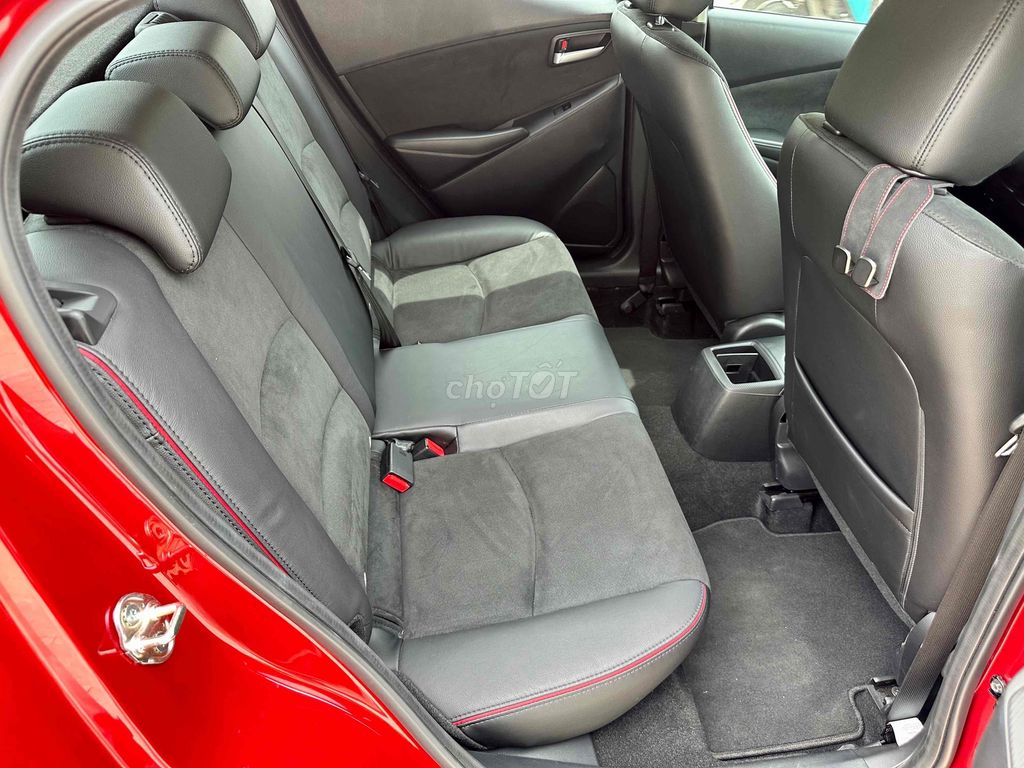 Mazda 2 2024 Sport Luxury - 5000 km. Mua bán Ô tô tại Quận Bắc Từ Liêm Hà Nội được đăng bởi Hùng Ngần hình 9