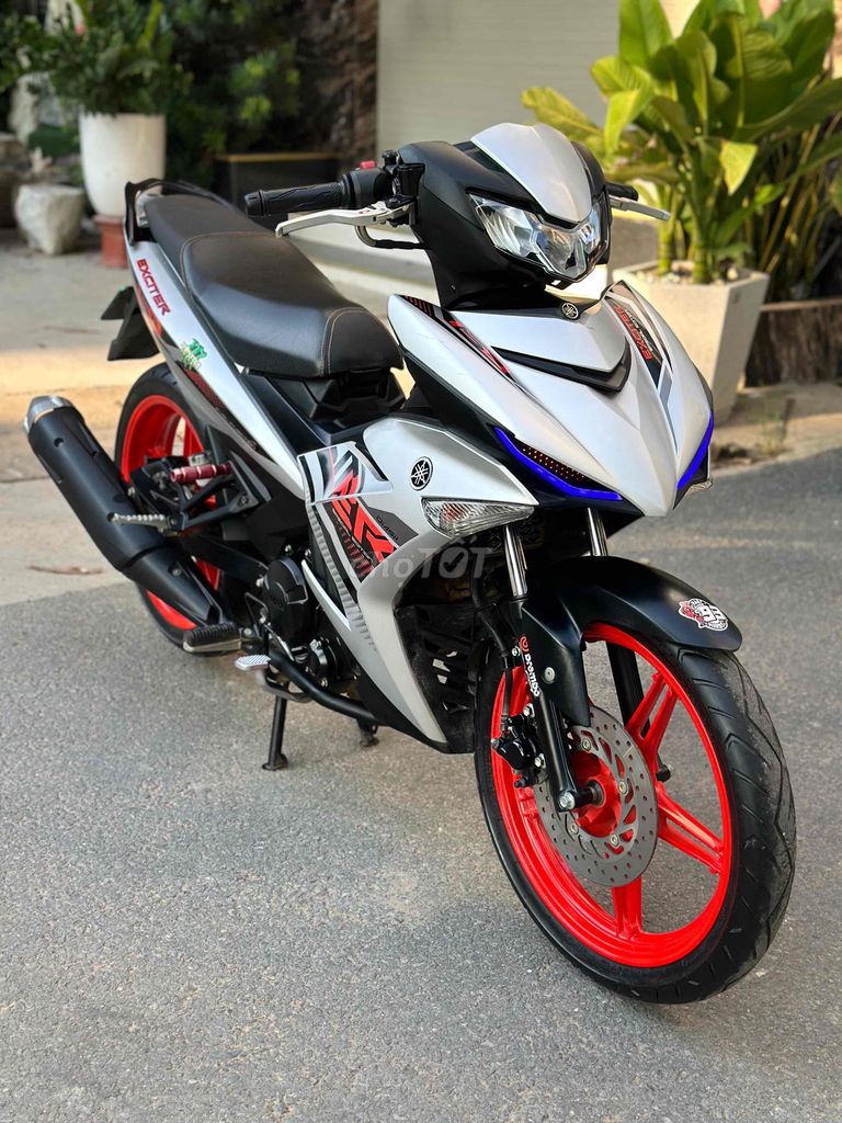 Yamaha Exciter 150 Bạc Đen Đỏ đk 2021 mới 99%. Mua bán Xe máy tại Quận Nam Từ Liêm Hà Nội được đăng bởi cửa hàng xe máy yến thắng  hình 3