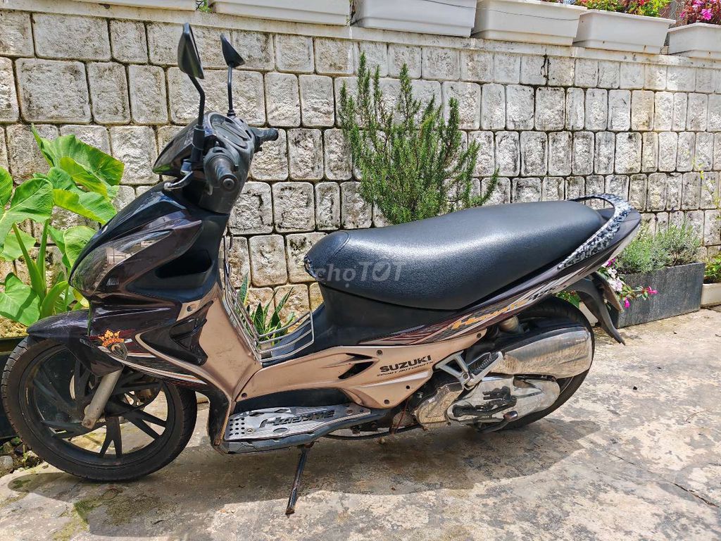 Suzuki Hayate đầu đèn Thái. Mua bán Xe máy tại Thành phố Đà Lạt Lâm Đồng được đăng bởi Ngô Hoàng Nam hình 2