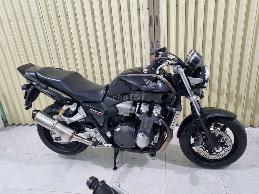 Honda CB 1300 Super Four 2010. Mua bán Xe máy tại Thành phố Vị Thanh Hậu Giang được đăng bởi Ken Đáng hình 3