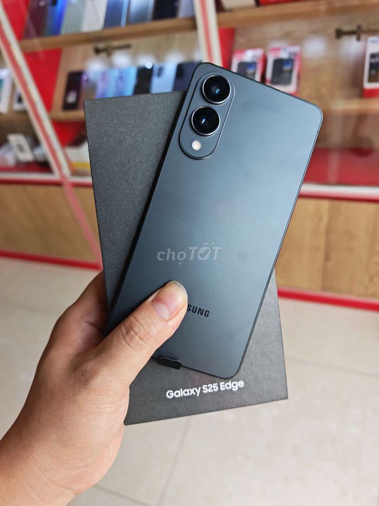 Samsung Galaxy S25 Edge 12GB/512GB Đen Mới. Mua bán Điện thoại tại Huyện Ý Yên Nam Định được đăng bởi TL shop hình 1