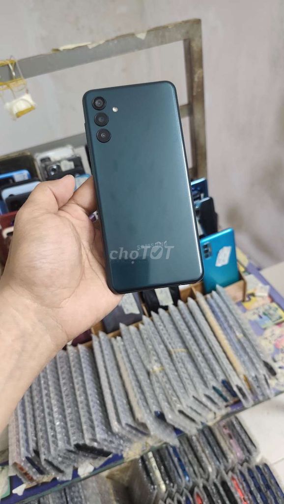 Samsung A04s, 64gb, pin 5000. Mua bán Điện thoại tại Quận Gò Vấp Tp Hồ Chí Minh được đăng bởi A LONG   nhận thanh toán THẺ TÍN DỤNG hình 1