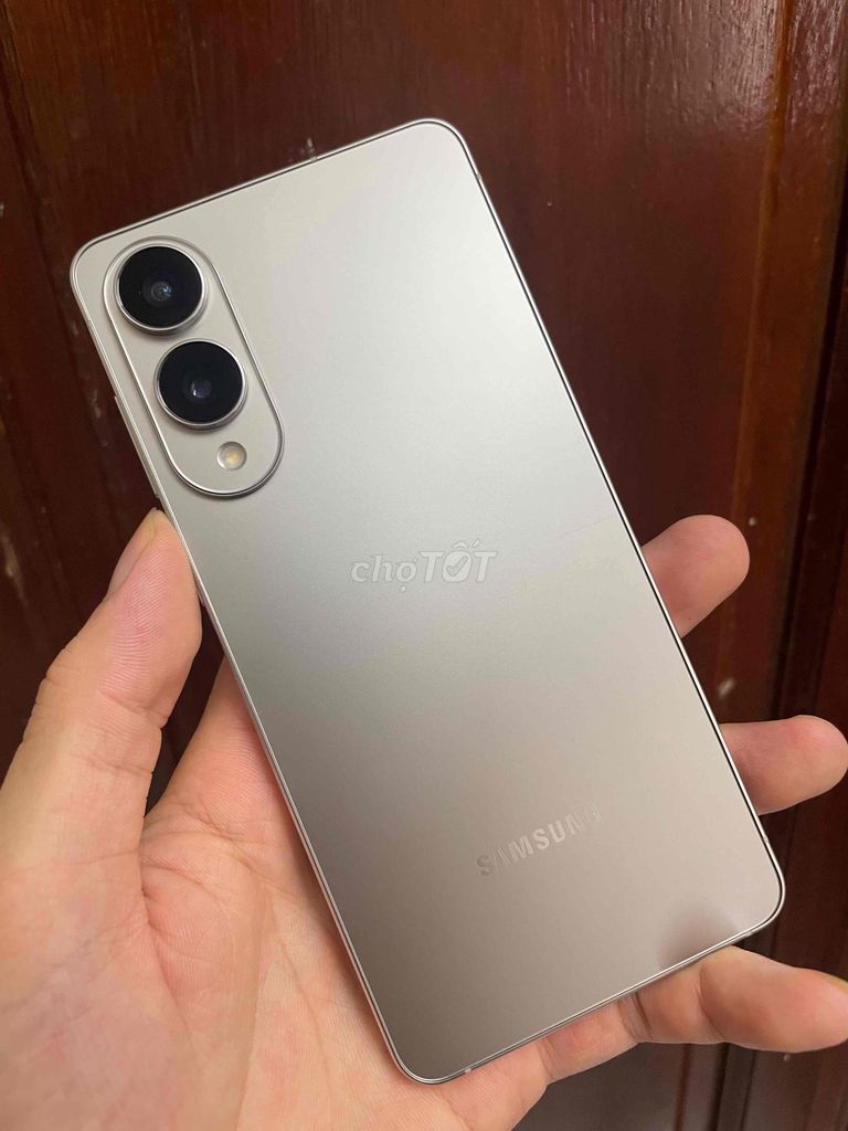 Samsung S25 Edge Xám 2 sim. Mua bán Điện thoại tại Quận Hà Đông Hà Nội được đăng bởi phạm hình 1