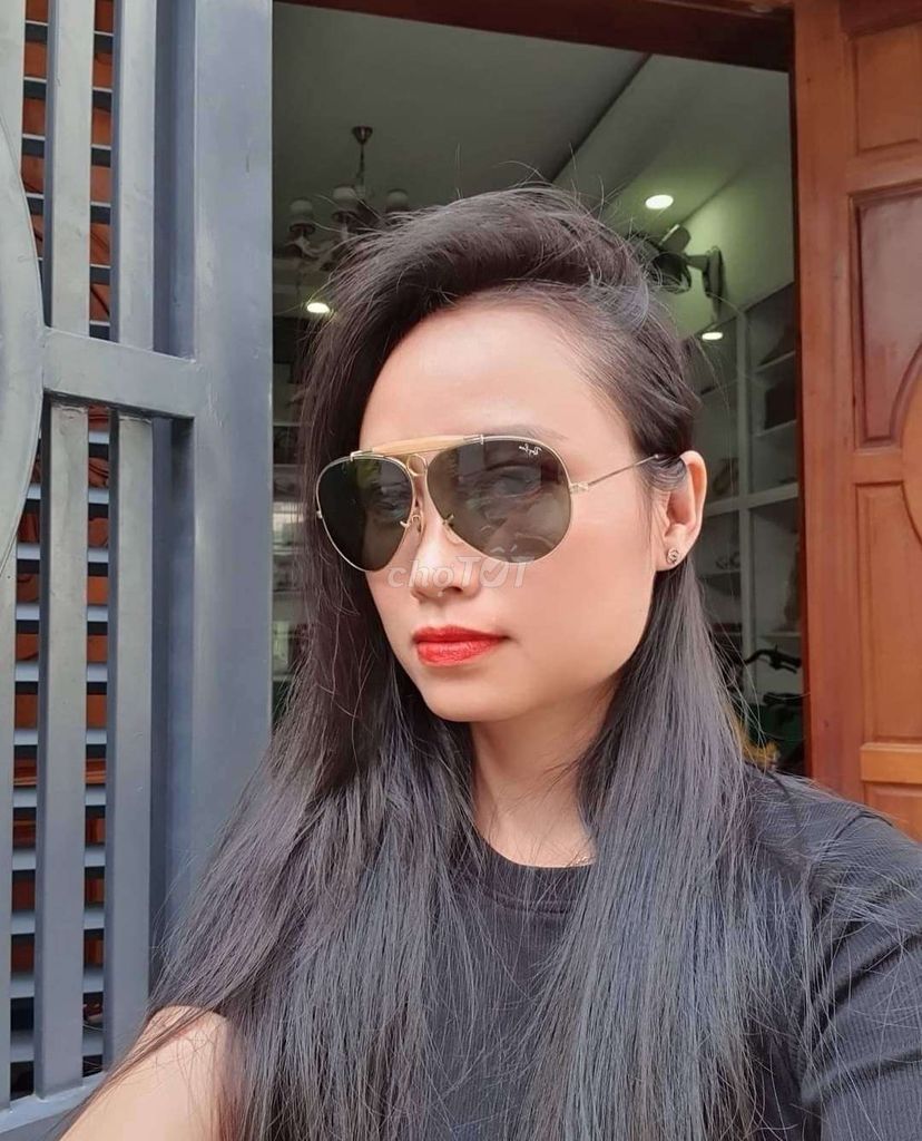 Kính rayban Mỹ chính hãng đáng chơi sưu tầm